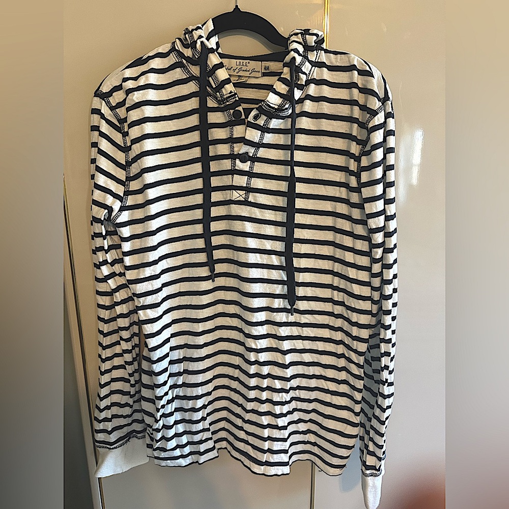 H&M men’s hooded sweater